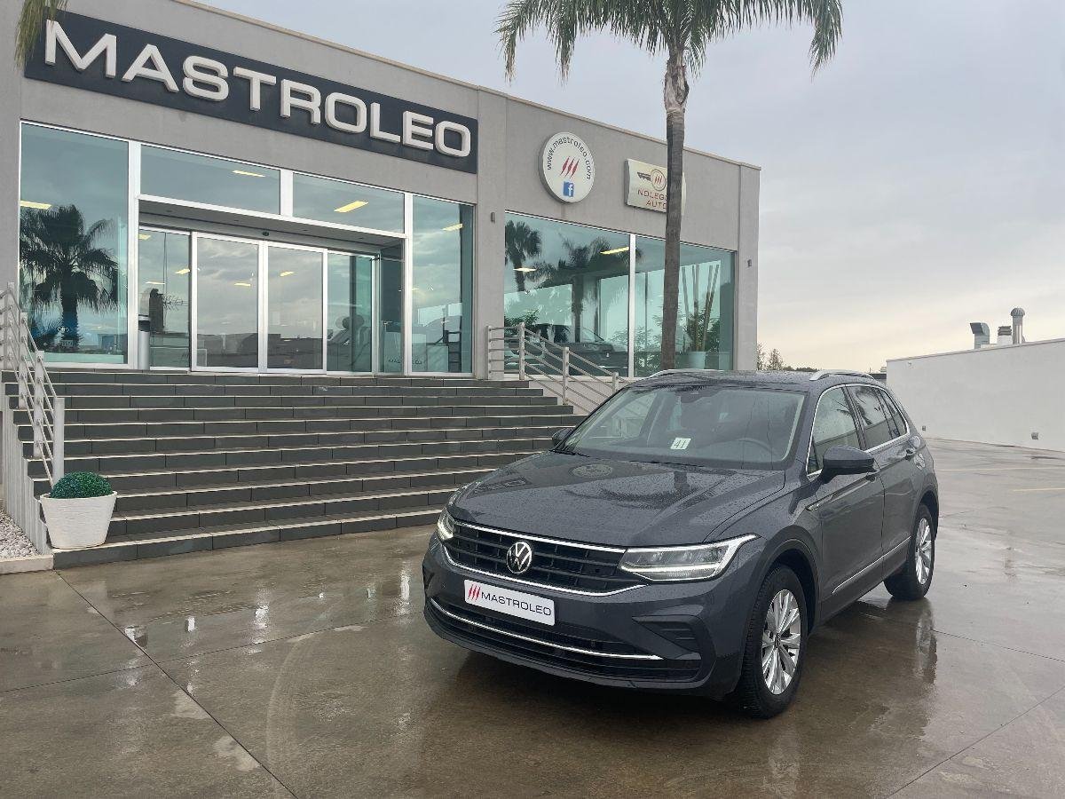 VOLKSWAGEN - Tiguan - 2.0 TDI 150CV SCR DSG Life