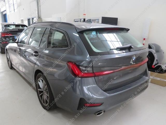 BMW - Serie 3 Touring - 320d 48V xDrive Touring Business Adv.