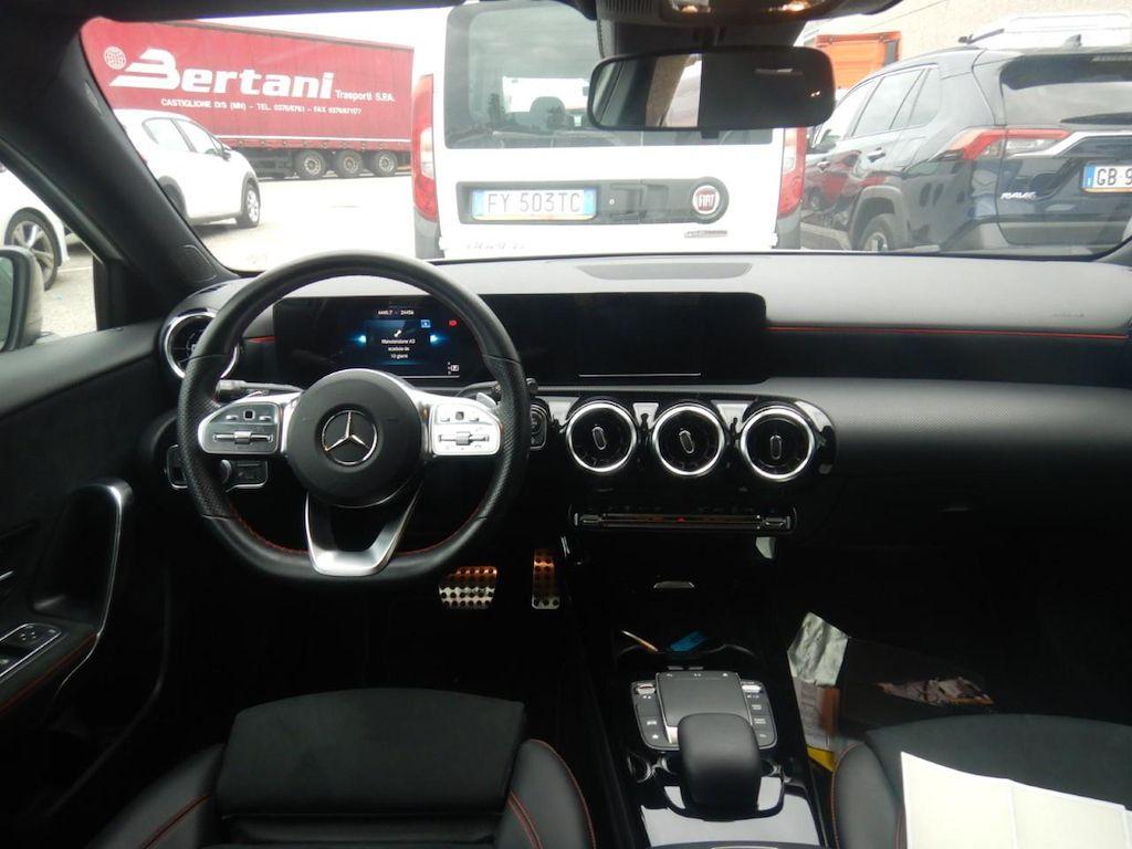 MERCEDES - Classe A  200 d Automatic Premium