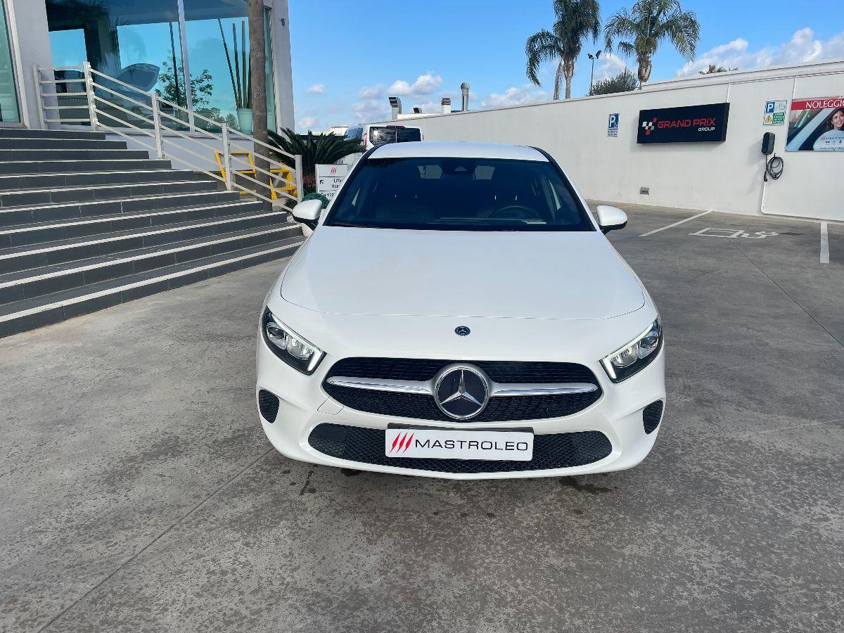 MERCEDES - Classe  A Sedane 180 d Sport