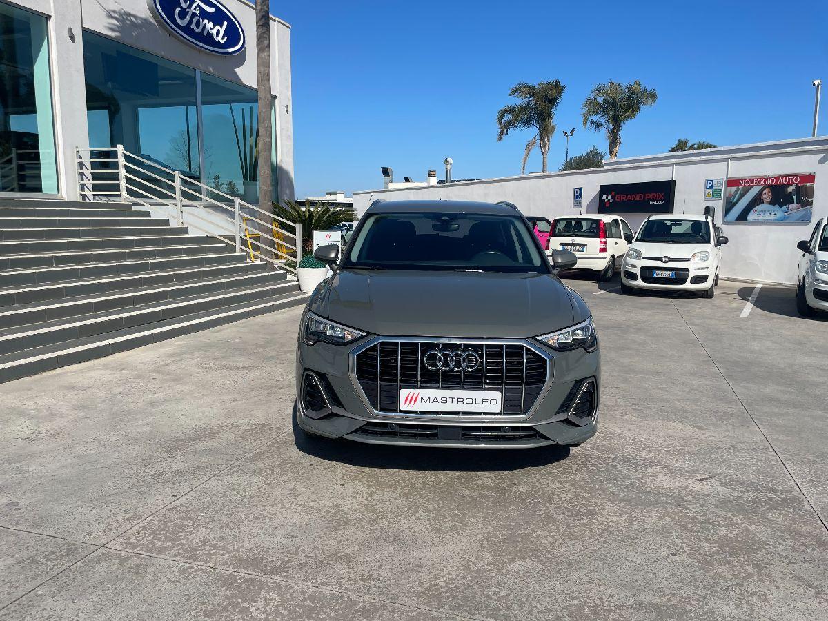 AUDI - Q3 - 35 TDI S tronic S line edition