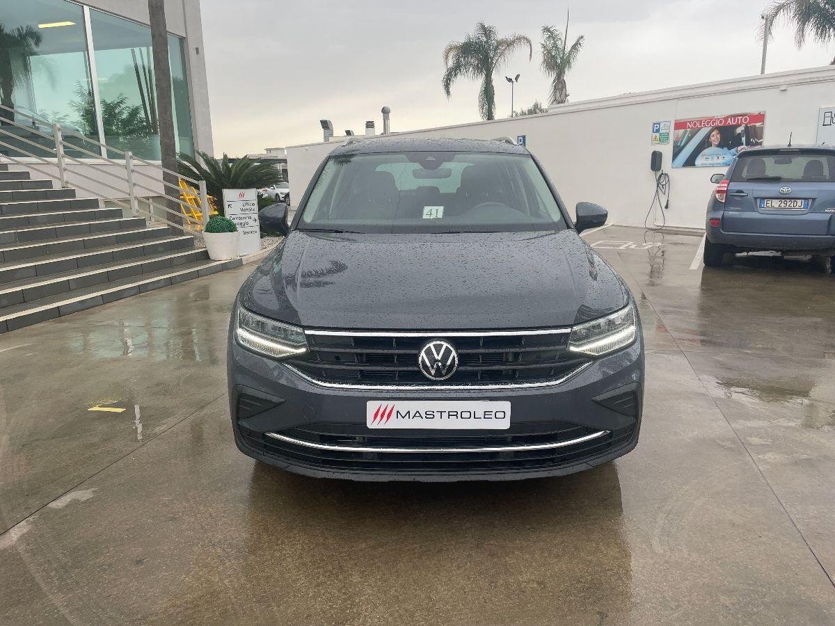 VOLKSWAGEN - Tiguan - 2.0 TDI 150CV SCR DSG Life