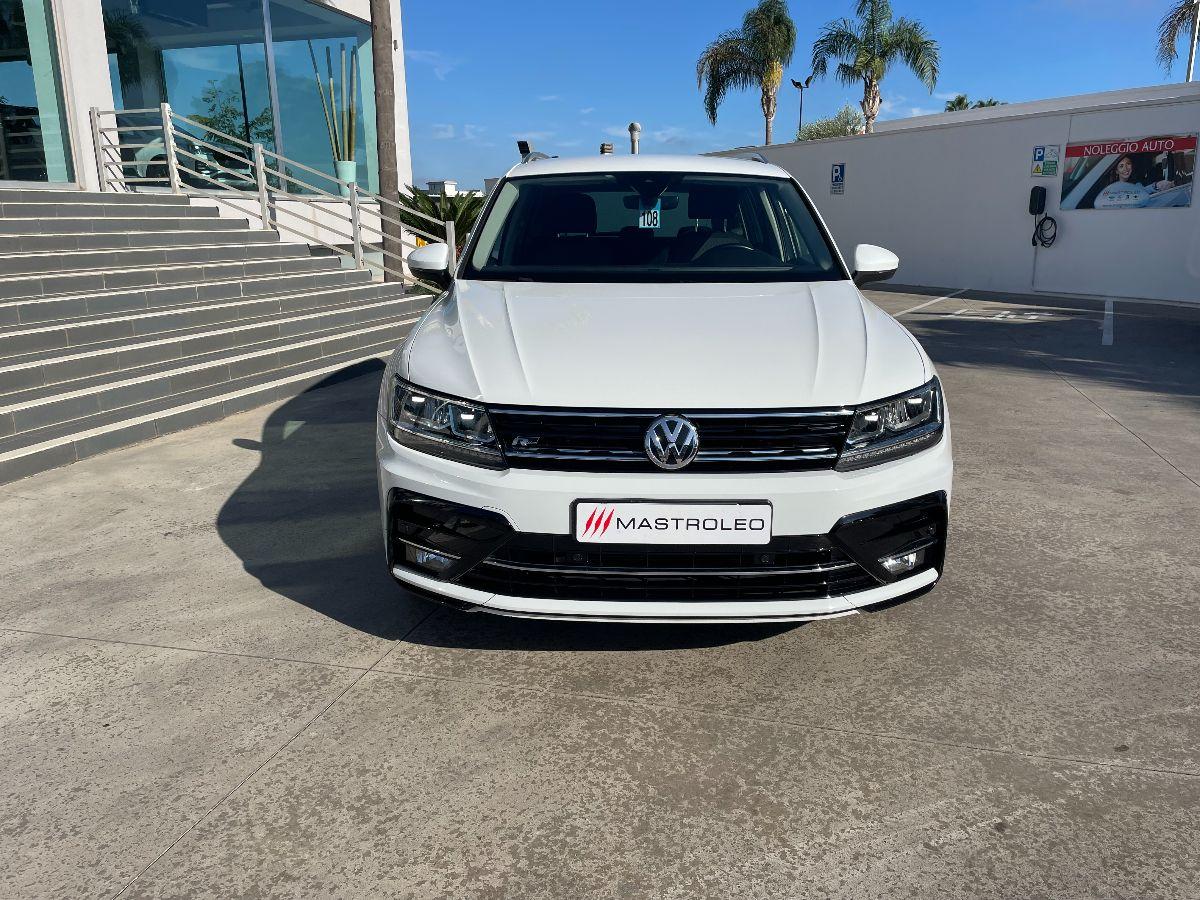 VOLKSWAGEN - Tiguan 2.0 TDI DSG Sport R Line