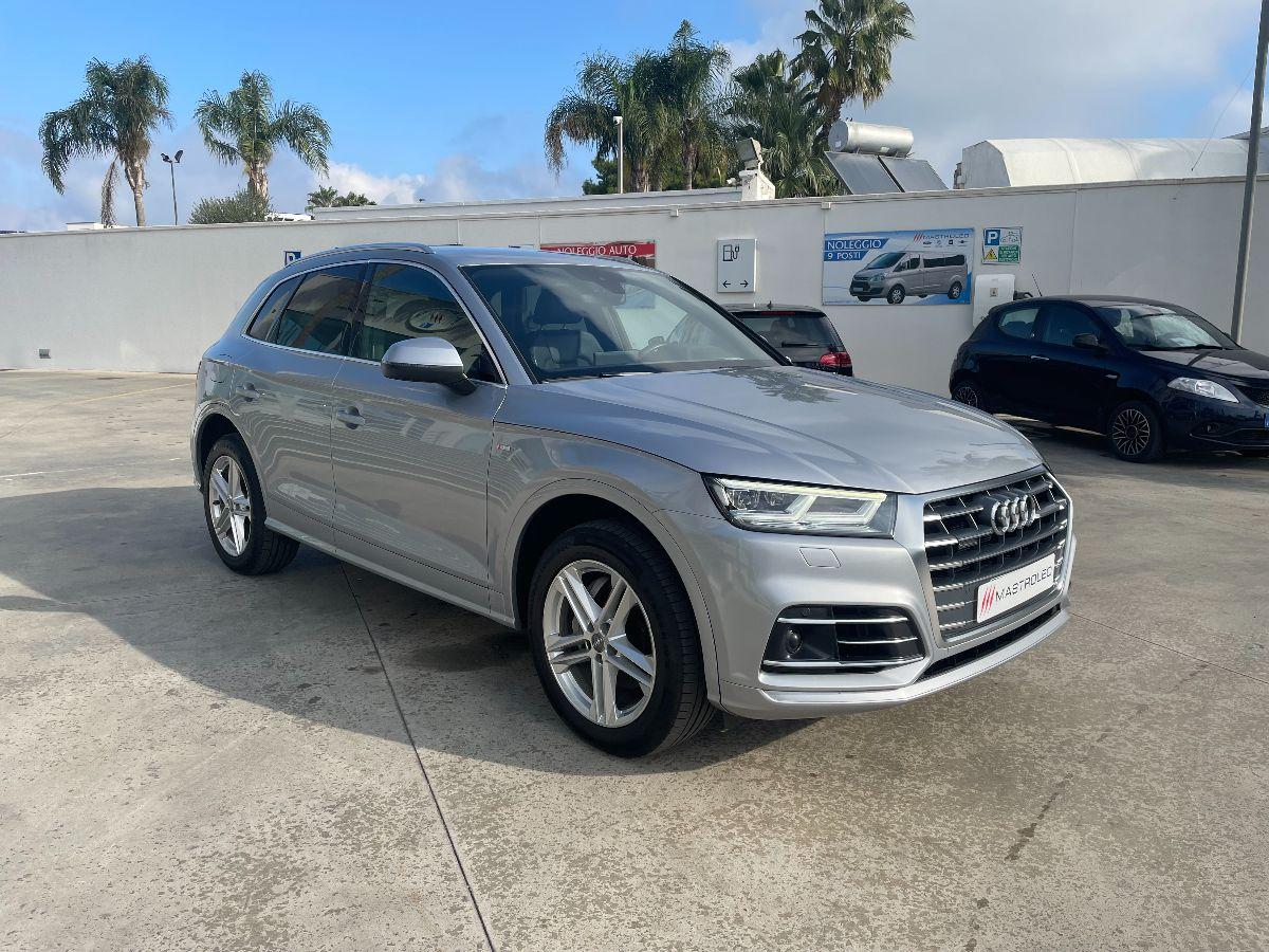 AUDI - Q5 - 40 TDI quattro S tronic S line Plus