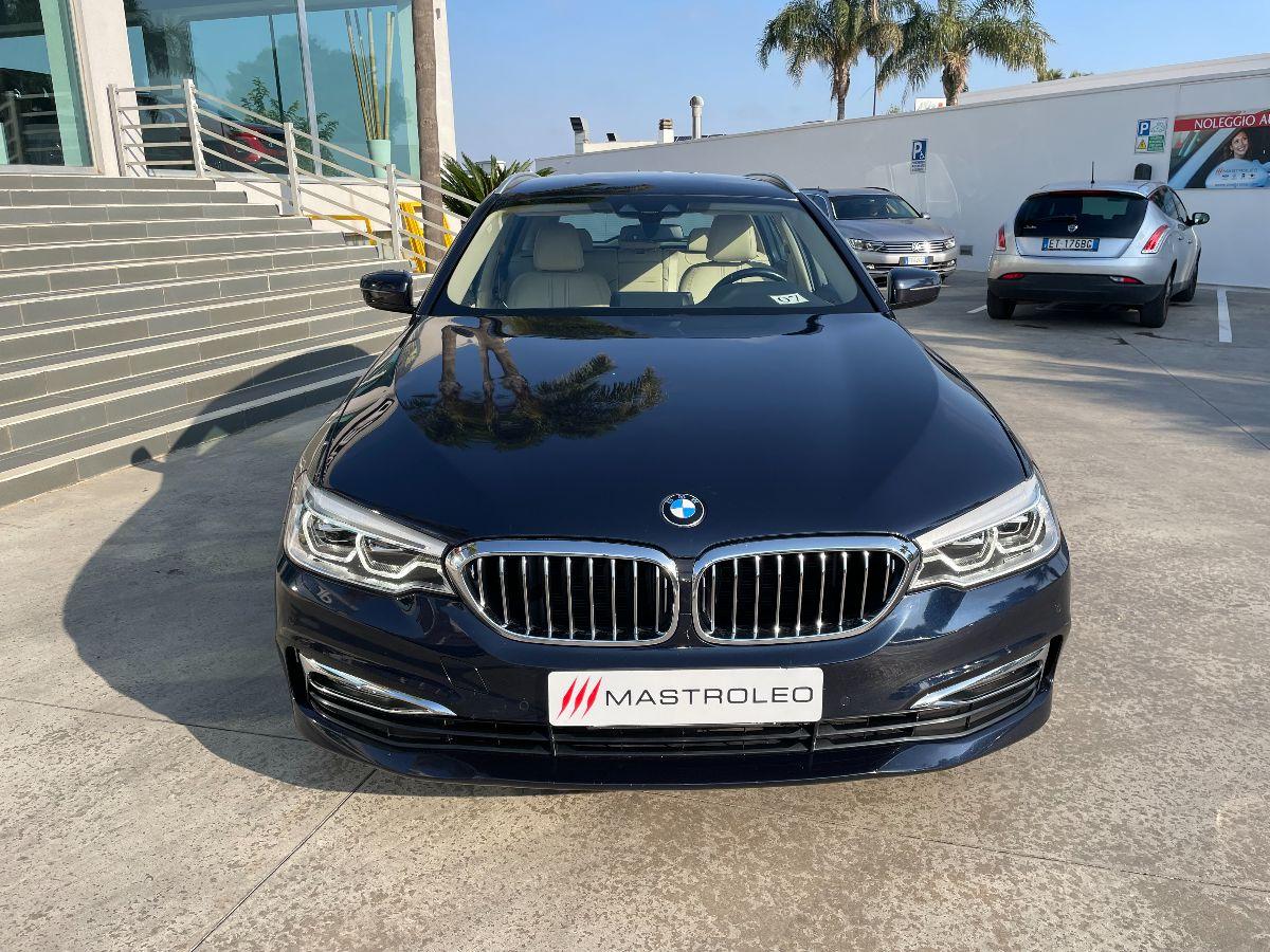 BMW - Serie 5 Touring - 520d xDrive Luxury