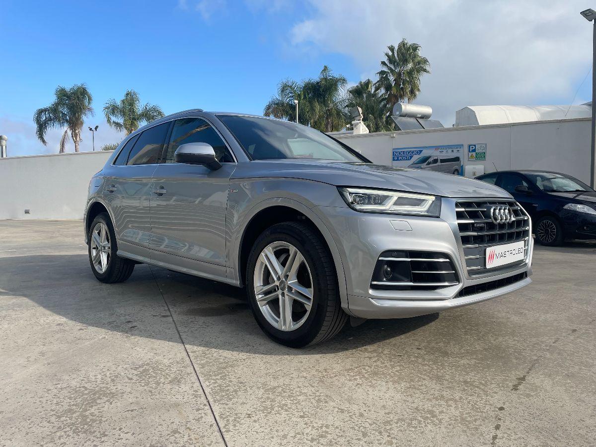 AUDI - Q5 - 40 TDI quattro S tronic S line Plus