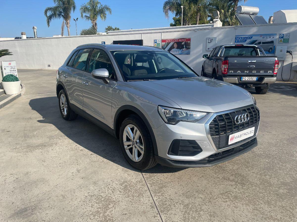 AUDI - Q3 - 35 TDI quattro Business