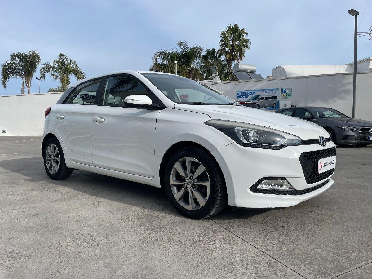 HYUNDAI - i20 - 1.4 CRDi 5p. Comfort