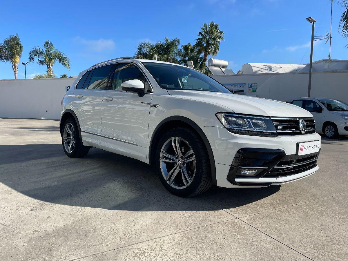 VOLKSWAGEN - Tiguan 2.0 TDI DSG Sport R Line