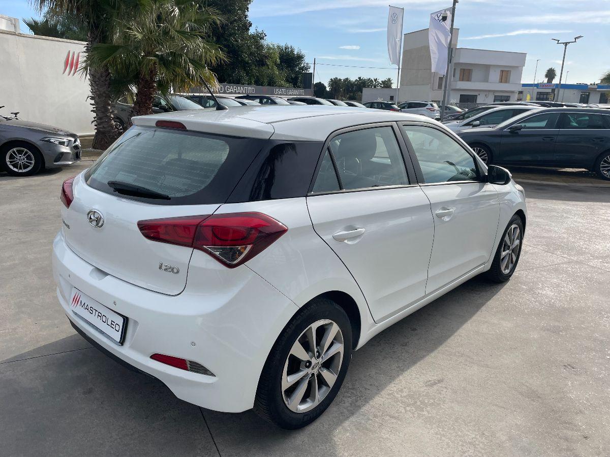 HYUNDAI - i20 - 1.4 CRDi 5p. Comfort