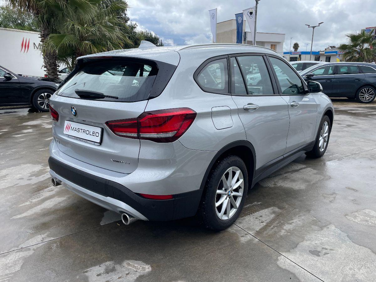 BMW - X1 - xDrive18d Business Advantage