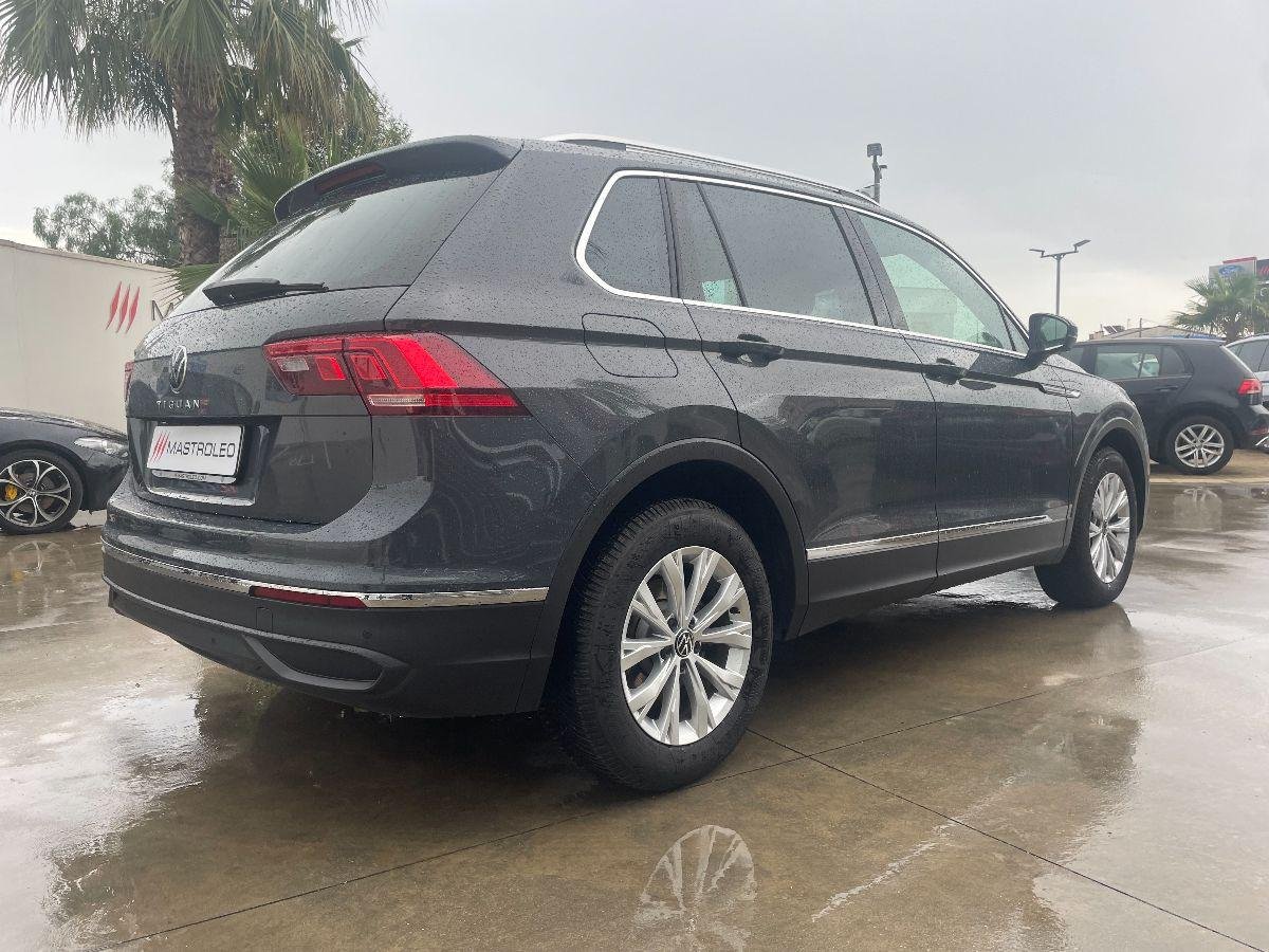 VOLKSWAGEN - Tiguan - 2.0 TDI 150CV SCR DSG Life