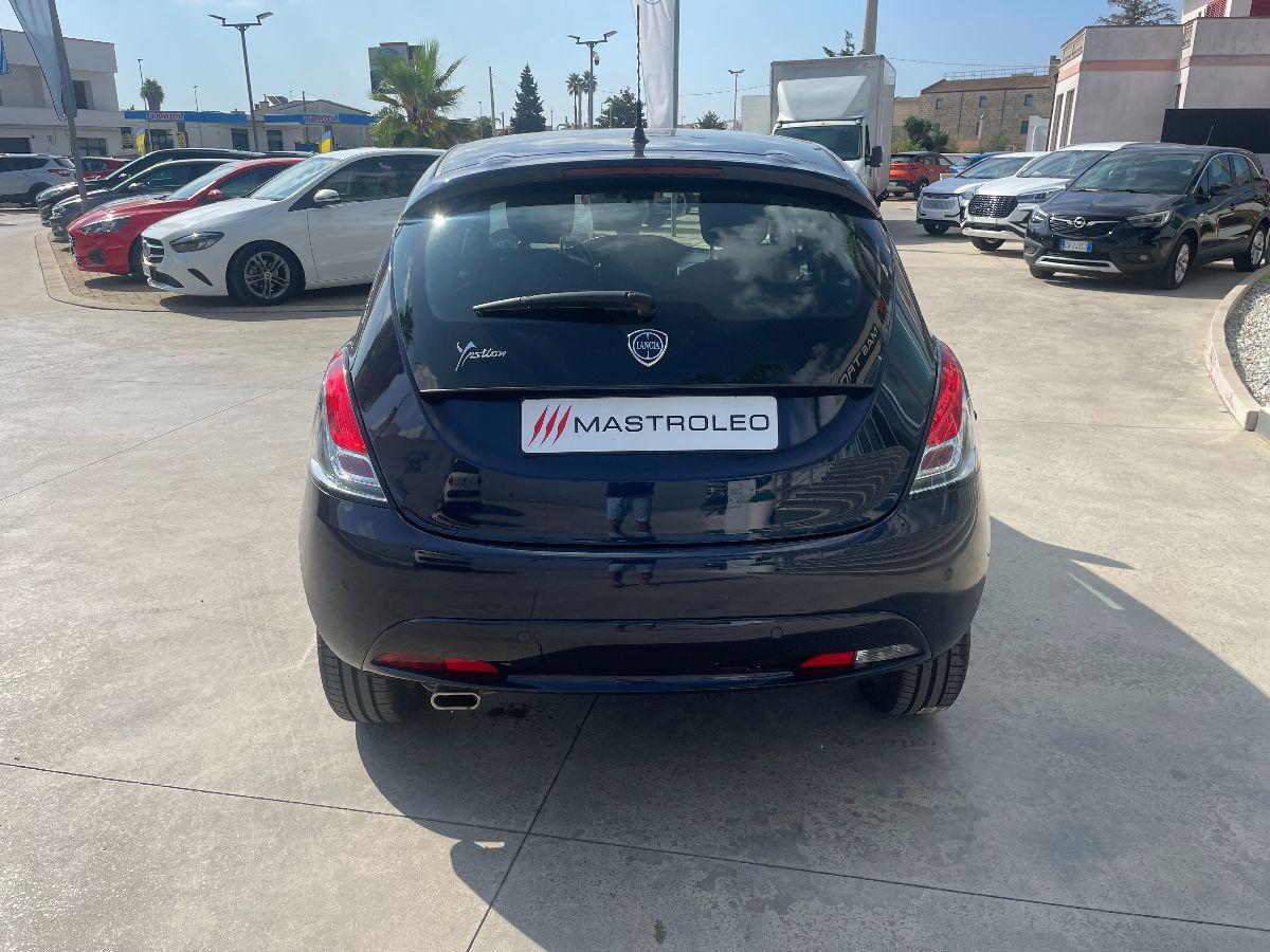 LANCIA - Ypsilon - 1.2 69 CV 5p. GPL Ecochic Gold