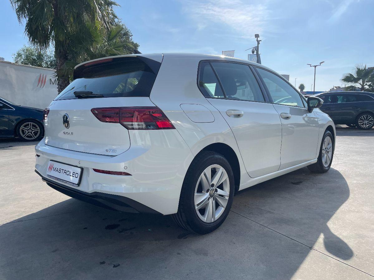 VOLKSWAGEN - Golf - 1.0 eTSI EVO DSG Life