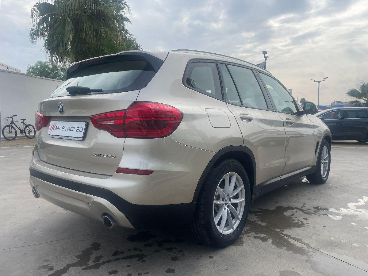 BMW - X3 - xDrive30e Business Advantage