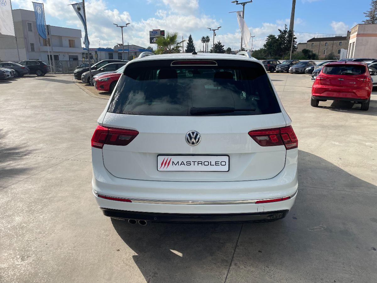 VOLKSWAGEN - Tiguan 1.6 TDI Sport R Line