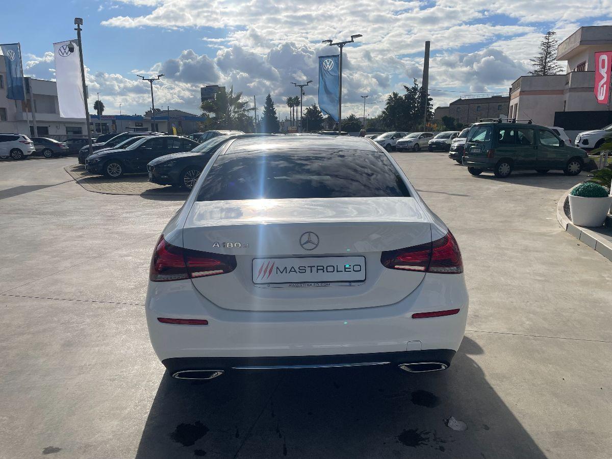 MERCEDES - Classe  A Sedane 180 d Sport