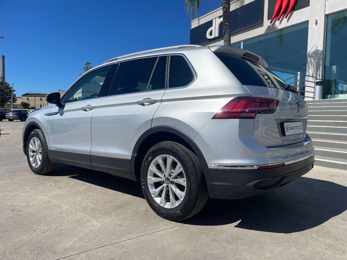 VOLKSWAGEN - Tiguan - 2.0 TDI 150CV SCR DSG Life