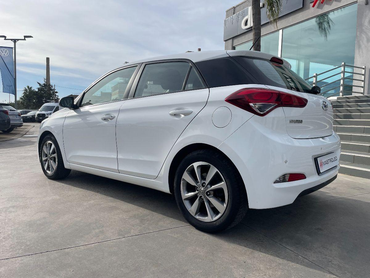 HYUNDAI - i20 - 1.4 CRDi 5p. Comfort