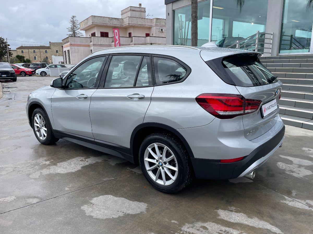 BMW - X1 - xDrive18d Business Advantage