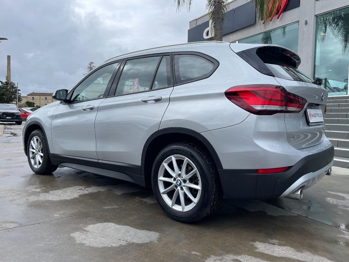 BMW - X1 - xDrive18d Business Advantage