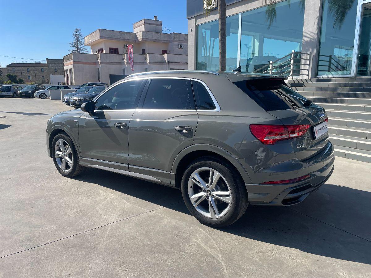 AUDI - Q3 - 35 TDI S tronic S line edition