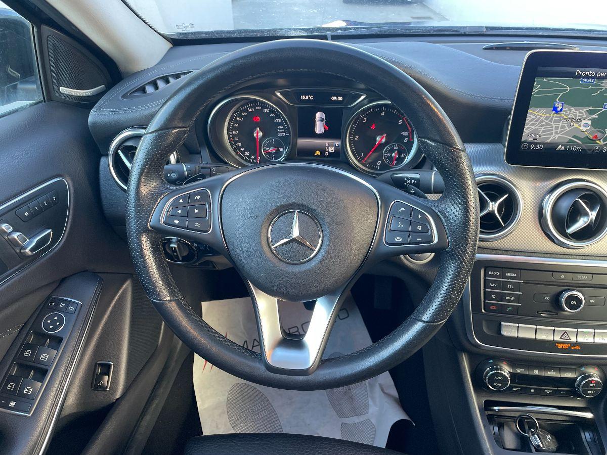 MERCEDES - Classe GLA - GLA 200 d Automatic Executive