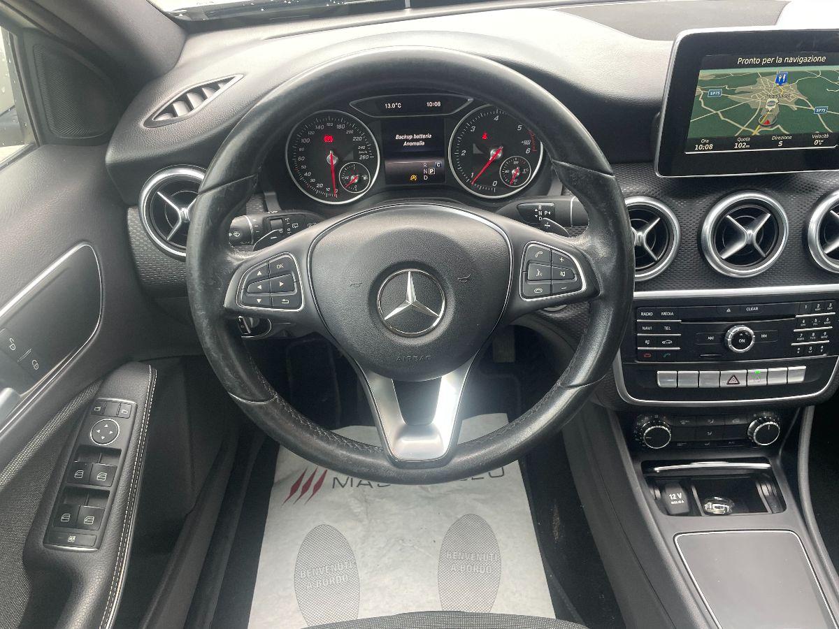 MERCEDES - Classe A - A 180 d Automatic Business